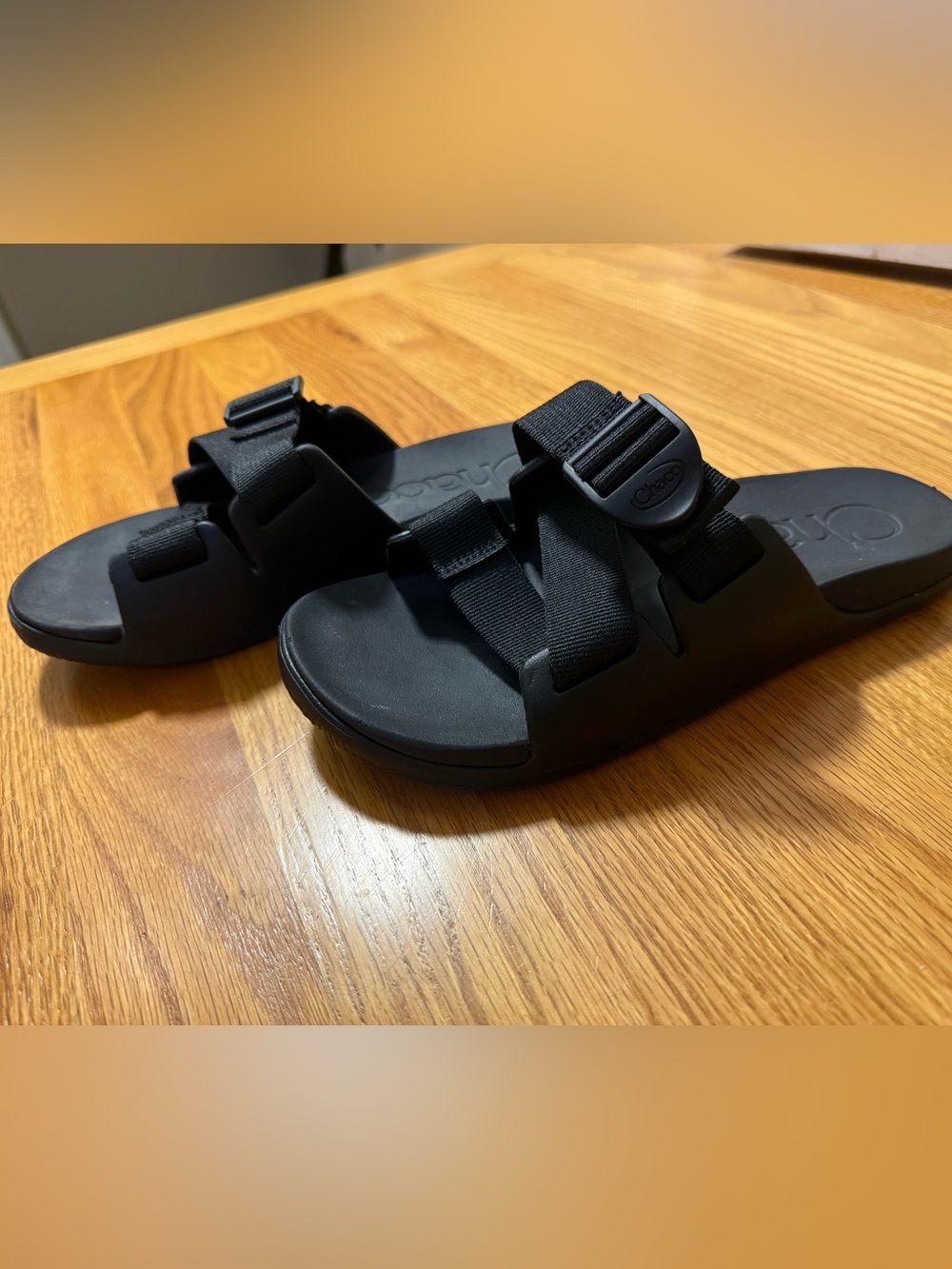 Chaco Chillos woman’s black Adjustable Strap Sandals, size 37 (7)